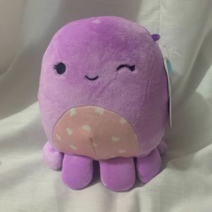 BNWT heart belly Violet the octopus Squishmallow 5”